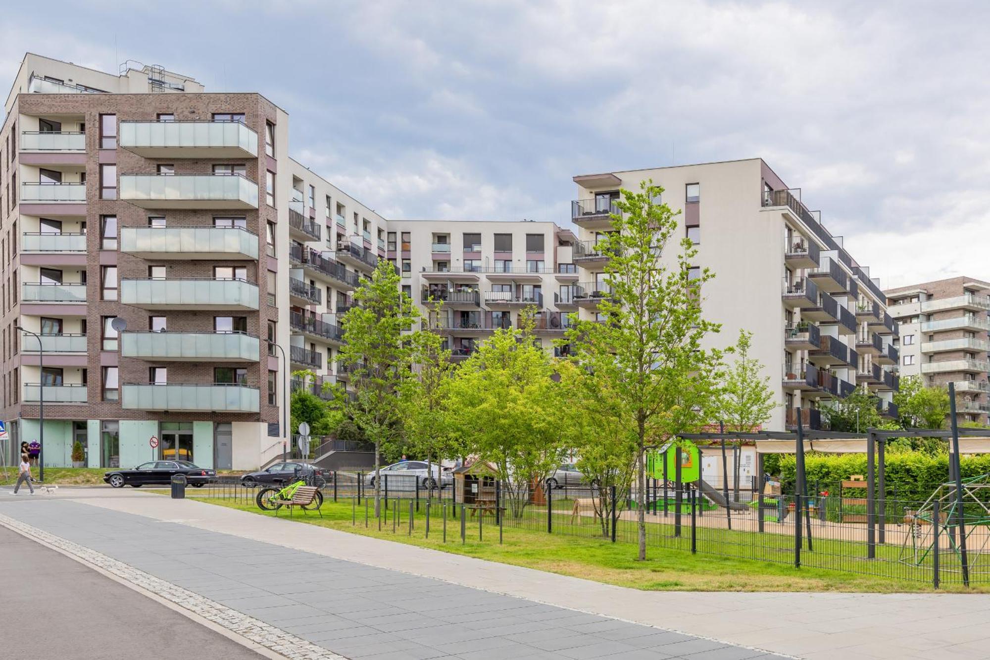 Burakowska 16 Z Balkonem I Parkingiem Warszawska Wola By Renters Apartment